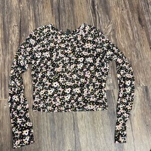 Wild Fable Black and Pink Floral Long Sleeve Top